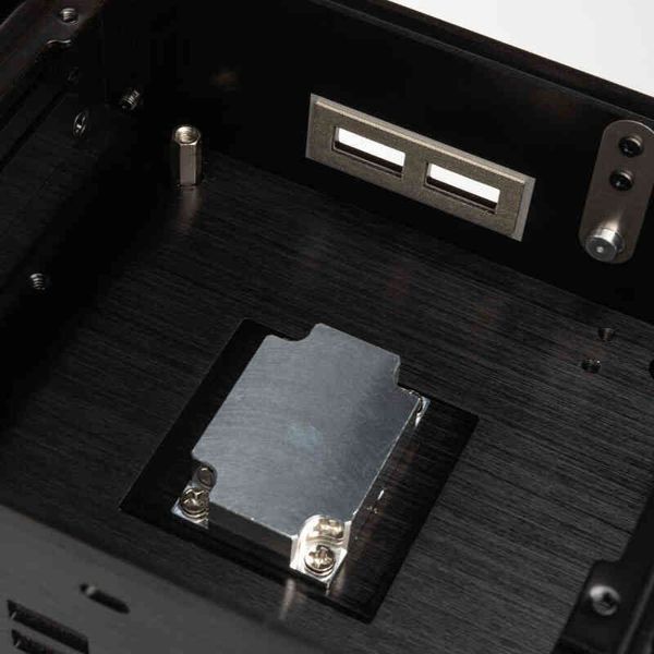 Корпус Akasa Turing TN Black (A-NUC68-M1B) 541819 фото