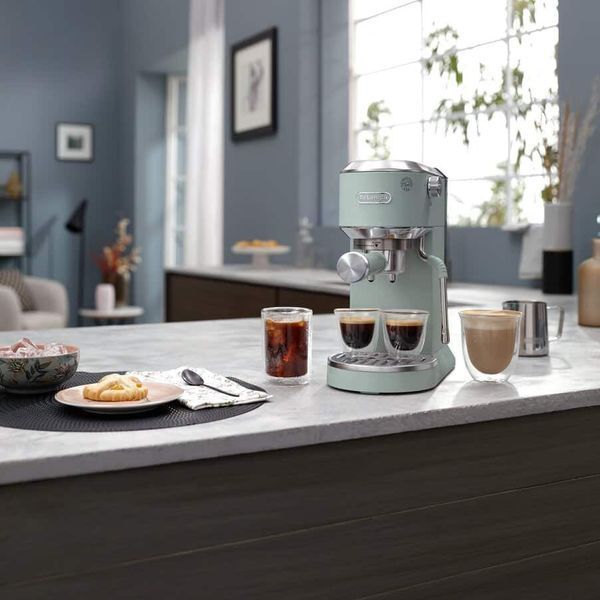 Рожковая кофеварка эспрессо Delonghi Dedica Duo EC 890.GR 621574 фото