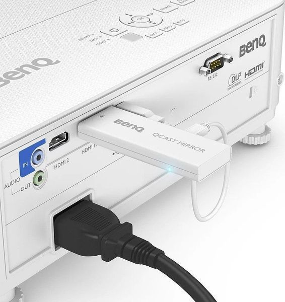 Мультимедийный проектор BenQ TH585P (9H.JLS77.14E) 373828ua фото