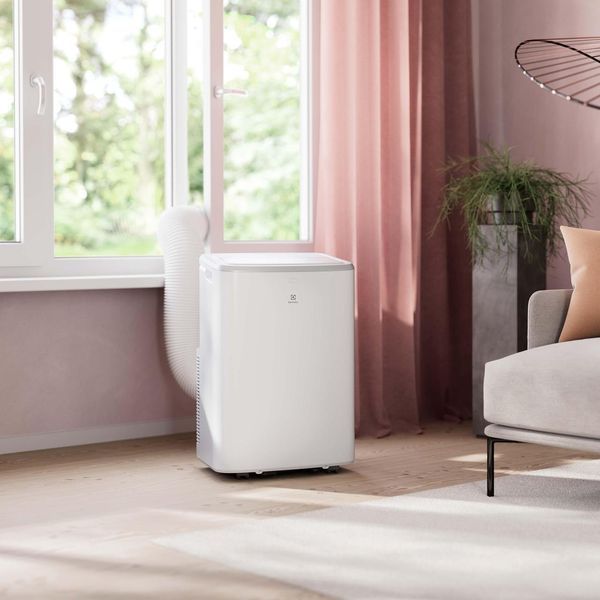 Мобильный кондиционер Electrolux EXP26U339CW 479096ua фото