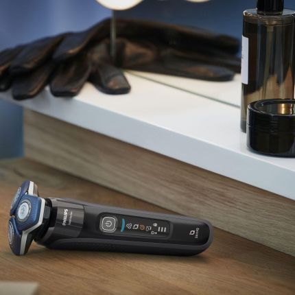 Електробритва чоловіча Philips Series 7000 SkinIQ S7886/58 491423ua фото