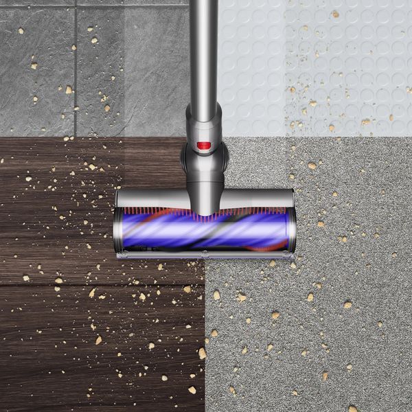 Вертикальный + ручной пылесос (2в1) Dyson V8 Advanced (492636-01) 567934 фото