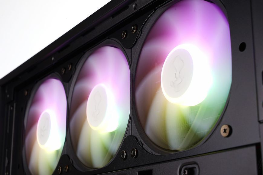 Корпус In Win 515 Black (IW-CS-515BLK-1AL120) 541959 фото