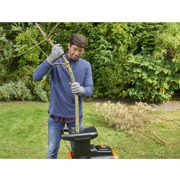 Садовий подрібнювач Black+Decker BEGAS5800 530365ua фото