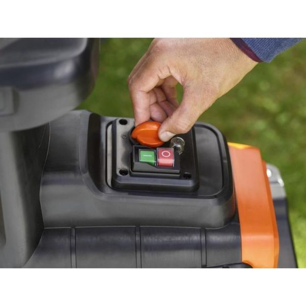 Садовий подрібнювач Black+Decker BEGAS5800 530365ua фото