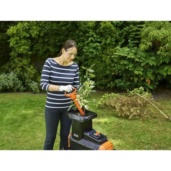 Садовий подрібнювач Black+Decker BEGAS5800 530365ua фото