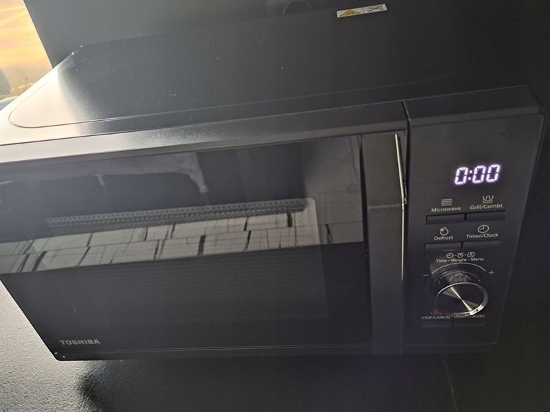 Мікрохвильовка Toshiba MW3-AG20PE (BK) 620291 фото