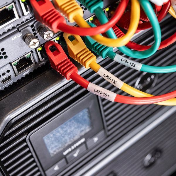 Принтер етикеток Brother PT-E560BTVP (PTE560BTVPQL1) 532199 фото