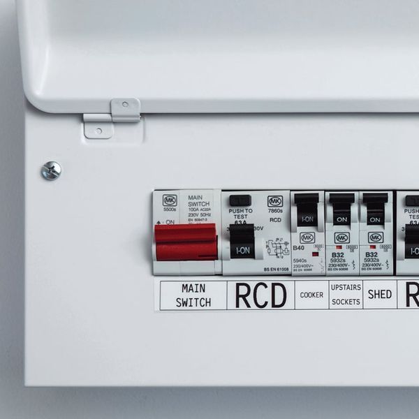 Принтер етикеток Brother PT-E560BTVP (PTE560BTVPQL1) 532199 фото