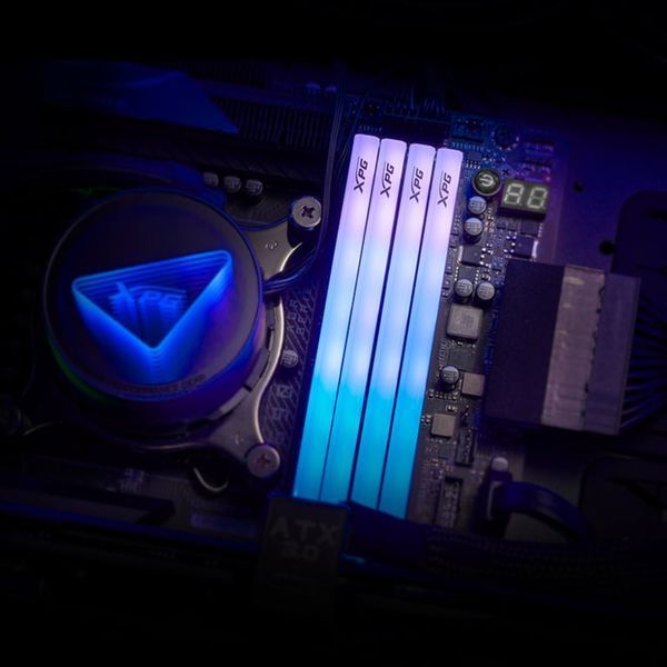 Память для настольных компьютеров Adata 32 GB (2x16GB) DDR5 6000 MHz XPG Lancer Blade RGB White (AX5U6000C3016G-DTLABRWH) 521627 фото