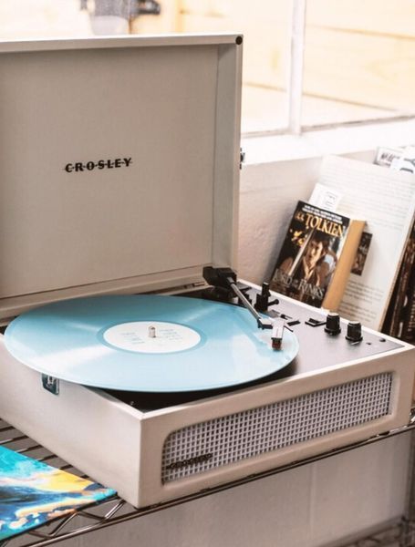 Програвач вінілових дисків Crosley Voyager Dune 609887 фото