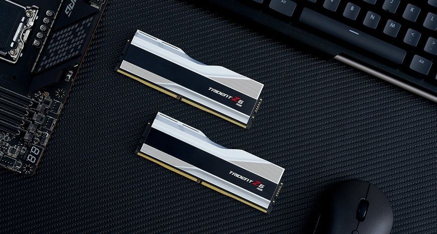 Память для настольных компьютеров G.Skill 32 GB (2x16GB) DDR5 8000 MHz Trident Z5 RGB (F5-8000J3848H16GX2-TZ5RS) 522260ua фото