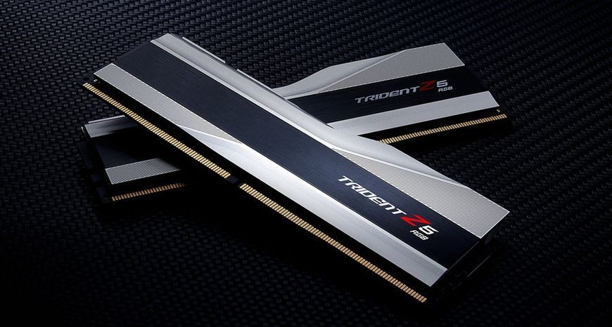 Память для настольных компьютеров G.Skill 32 GB (2x16GB) DDR5 8000 MHz Trident Z5 RGB (F5-8000J3848H16GX2-TZ5RS) 522260ua фото