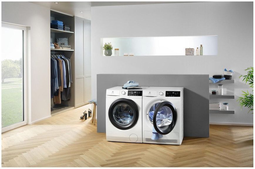 Пральна машина автоматична Electrolux EW8F328SP 302118ua фото