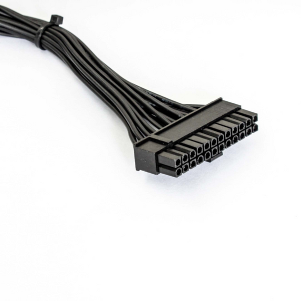 Блок питания GameMax GM-700 80+ APFC Black 627732ua фото