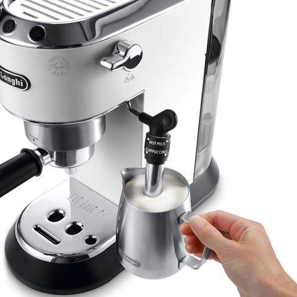 Кофеварка рожковая эспрессо Delonghi EC 685.W 465355ua фото