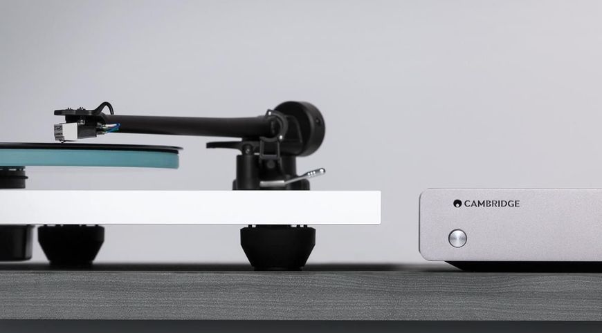Интегрированный усилитель Cambridge Audio Solo Silver 355668 фото