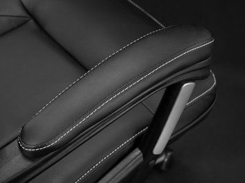 Кресло для руководителя Sofotel EG-222 black 343610 фото