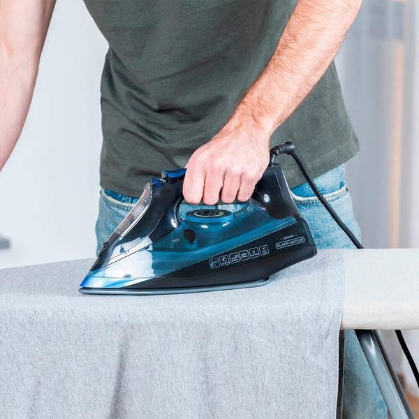 Праска з парою Black+Decker BXIR2606E 523533ua фото