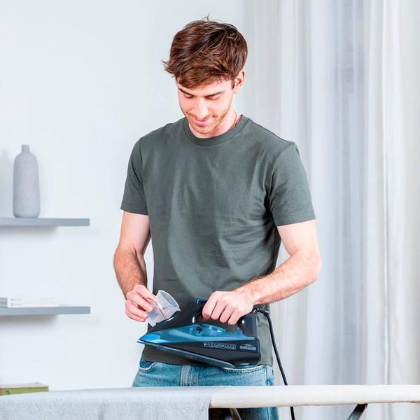 Праска з парою Black+Decker BXIR2606E 523533ua фото