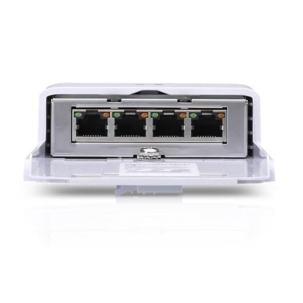 Коммутатор неуправляемый Ubiquiti NanoSwitch (N-SW) 503042ua фото