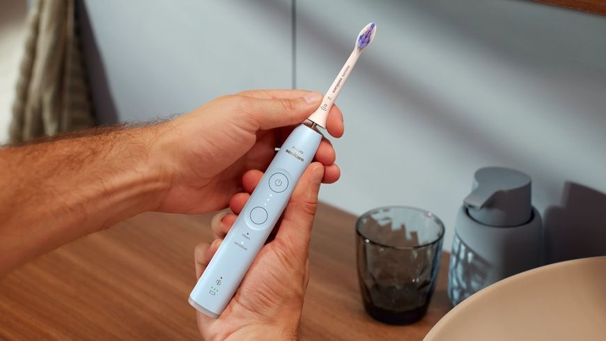 Електрична зубна щітка Philips Sonicare 6100 Series HX7406/01 591461ua фото