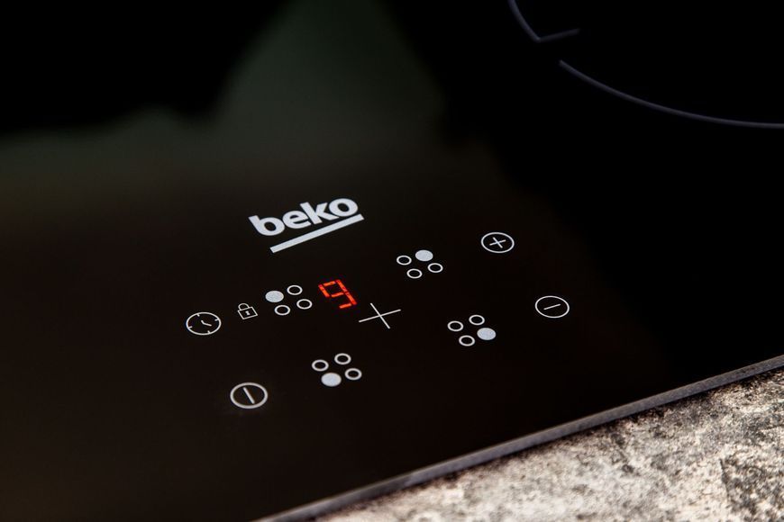 Варочная поверхность электрическая Beko HII64400MT 303232ua фото