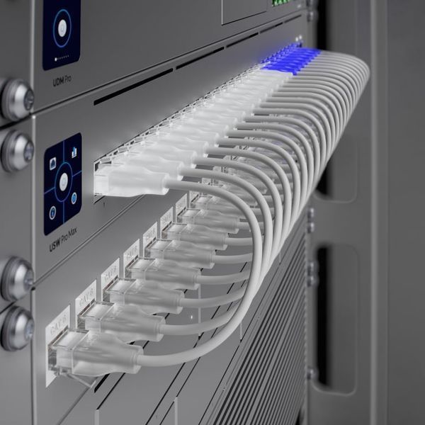 Коммутатор управляемый уровня 3 Ubiquiti Pro Max 24 (USW-Pro-Max-24) 514753ua фото
