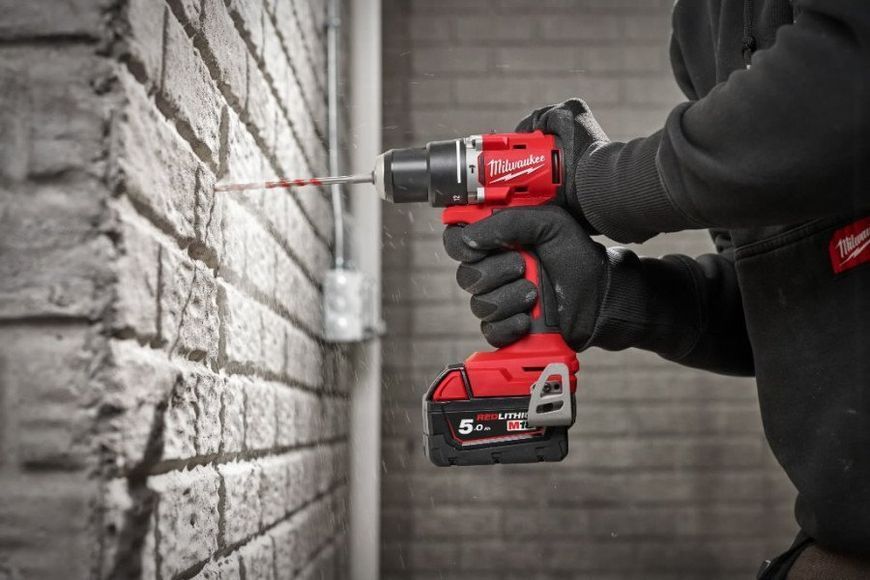 Шурупокрут Milwaukee M18 BLPDRC-502C (4933492826) 599954ua фото