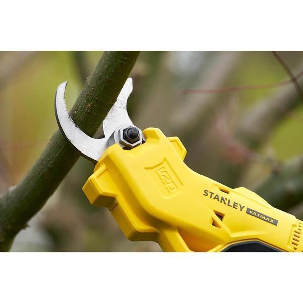 Секатор акумуляторний Stanley FATMAX SFMCPP32B 530379ua фото