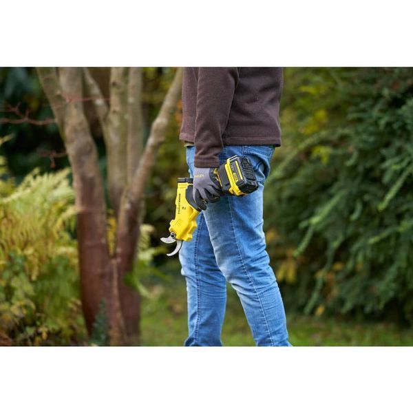 Секатор акумуляторний Stanley FATMAX SFMCPP32B 530379ua фото
