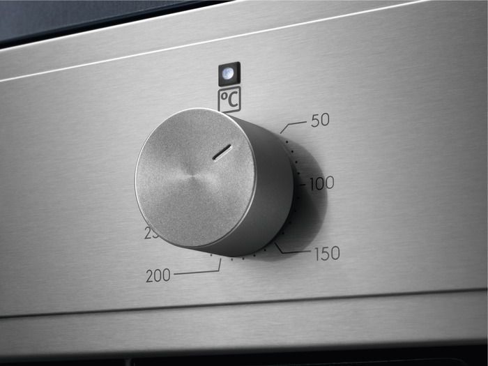 Духовка электрическая Electrolux EOF3H00BX 365614ua фото