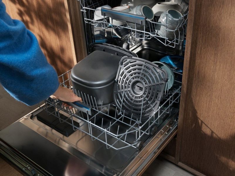 Мультипіч (аерофритюрниця) Electrolux EAF7SB 552272ua фото