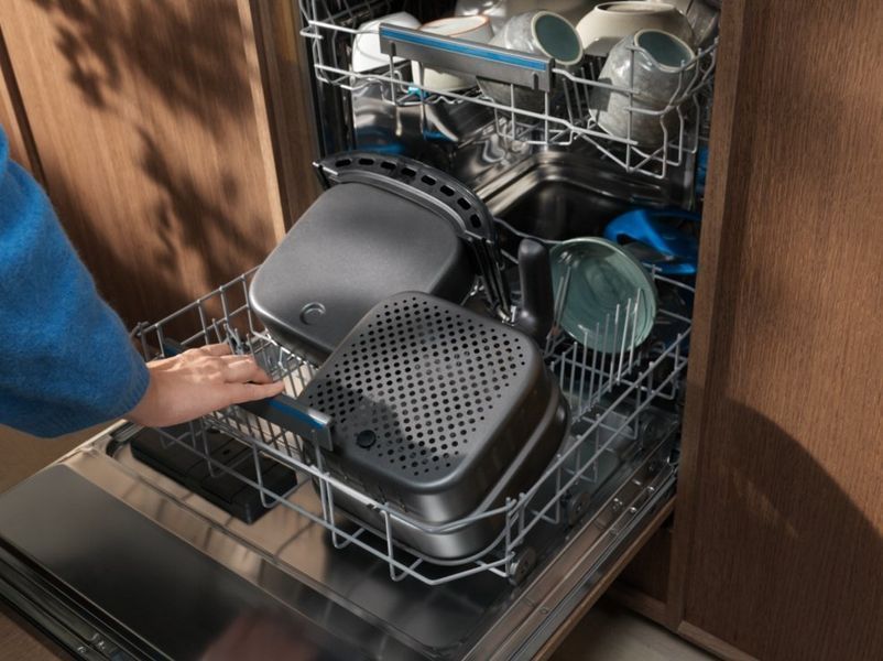 Мультипіч (аерофритюрниця) Electrolux EAF7SB 552272ua фото