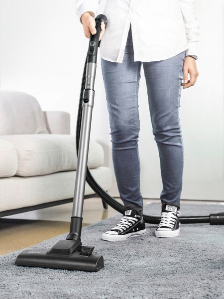 Пилосос з мішком Karcher VC 2.8 (1.198-031.0) 623527ua фото