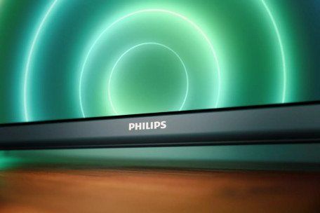 Телевізор Philips 70PUS7906 533353ua фото