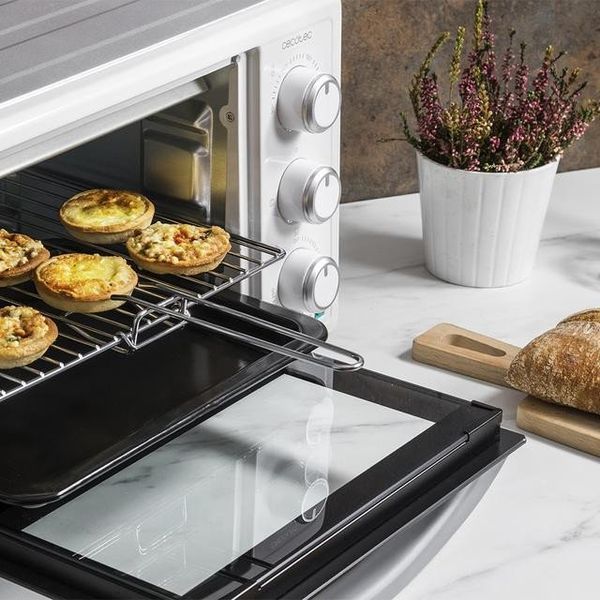 Духовка настольная Cecotec Bake&Toast 2300 White 619419 фото