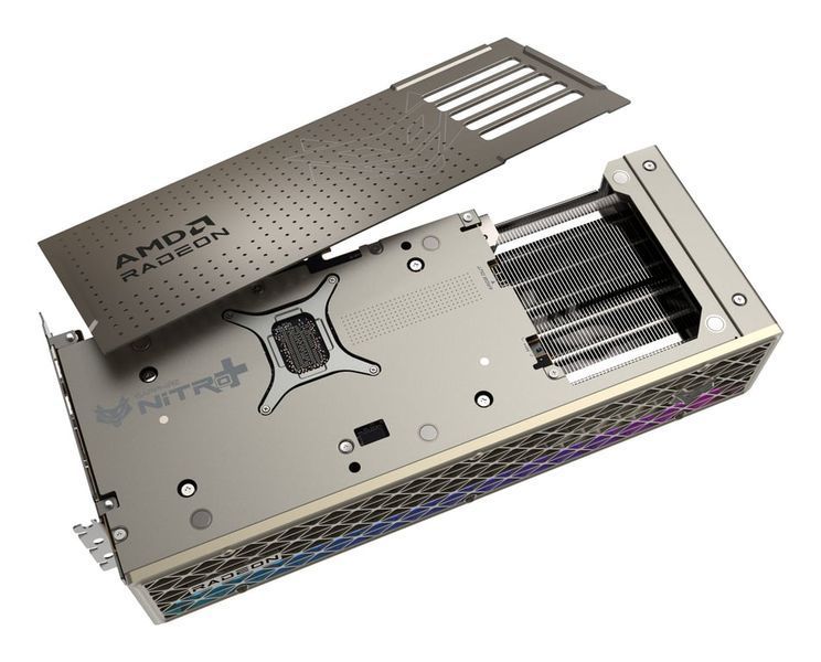 Відеокарта Sapphire Radeon RX 9070 16GB Nitro+ (11349-01-20G) 570567ua фото